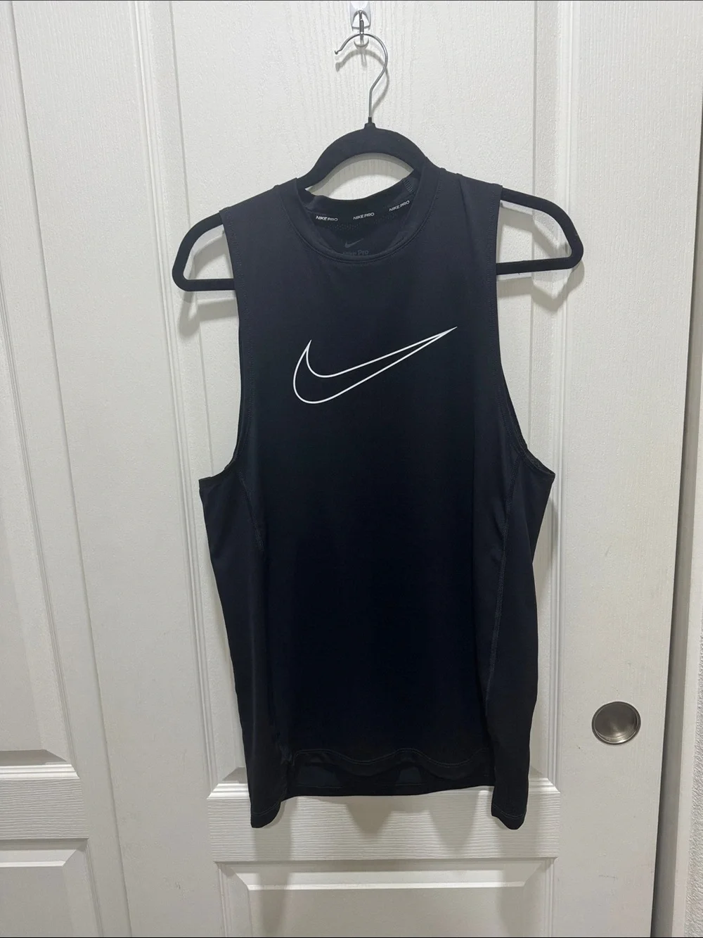 Nike Pro Dri-FIT Black Sleeveless Compression Training Tank Men’s medium